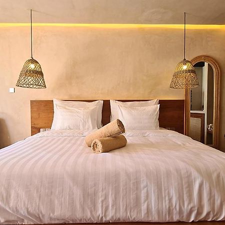 Shore Thing Gili Air Beachfront Apartment Exterior foto